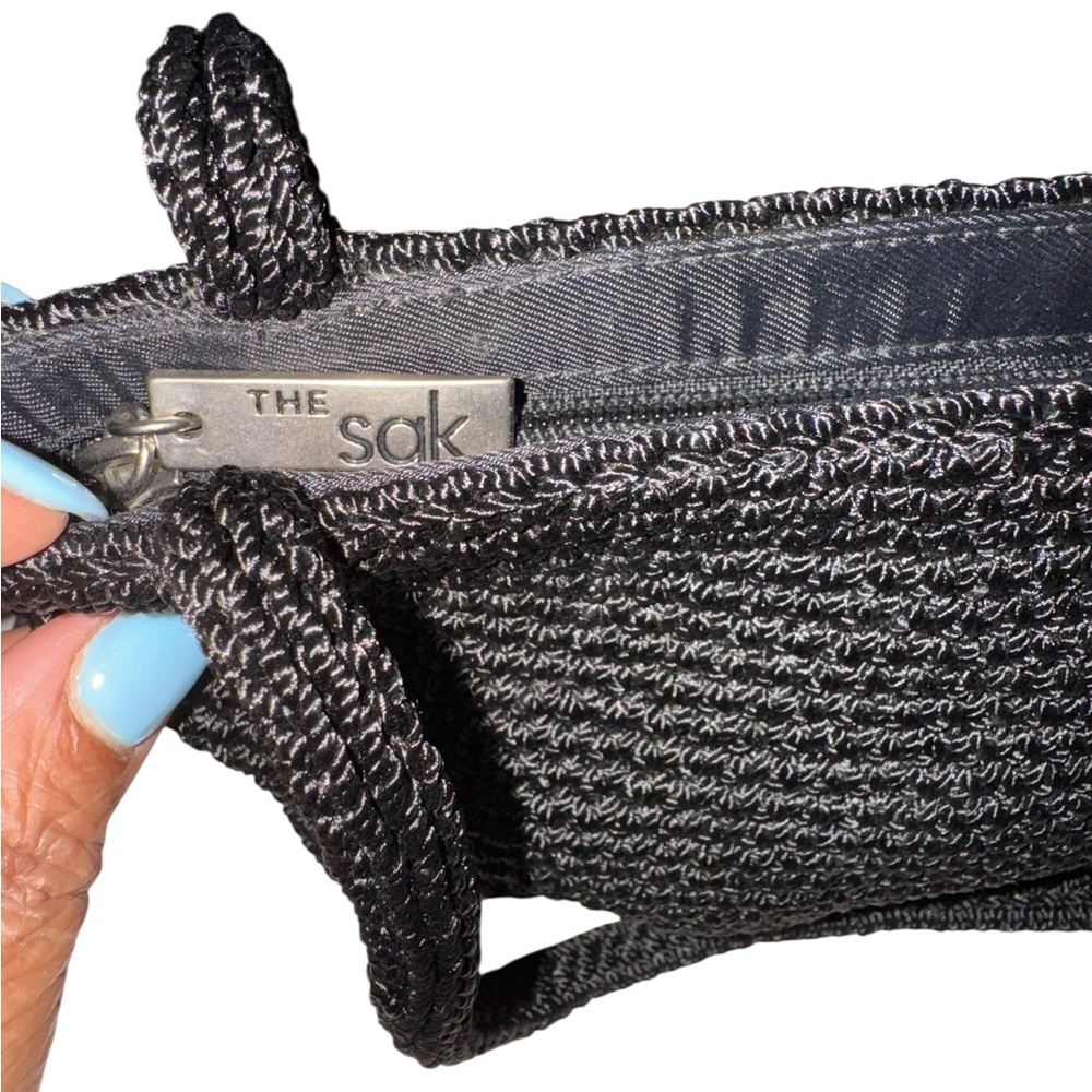 The Shack Mimi Woven Shoulder Bag - Picture 6 of 6